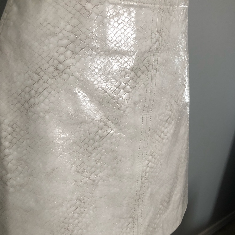 Snakeskin skirt - Picture 6 of 7